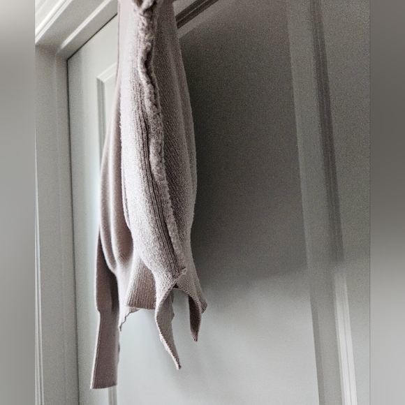 BLACK TAPE Ruby Tunic Sweater XS/S in TAUPE MELANGE - Picture 3 of 6